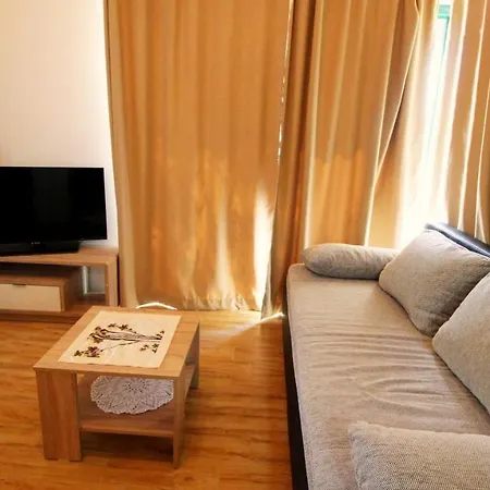 Jozo Holiday home *